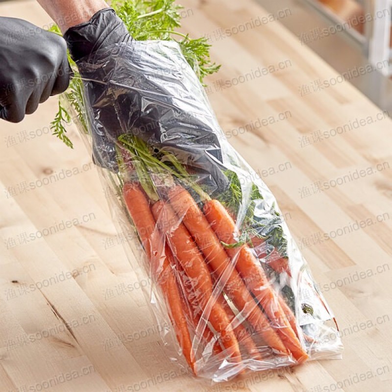 Choice 18" x 24" Plastic Produce Bag on a Roll - 4/Case